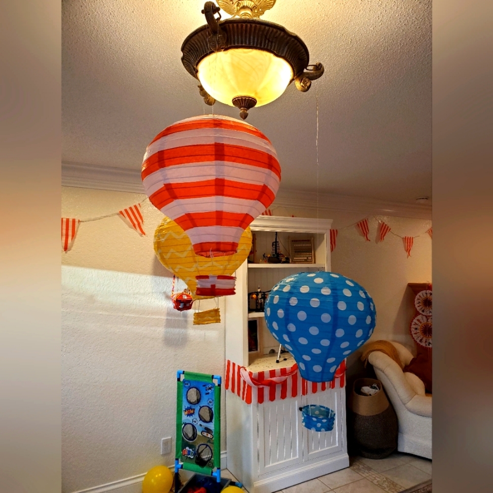 Set of 3 hot air balloon decorations